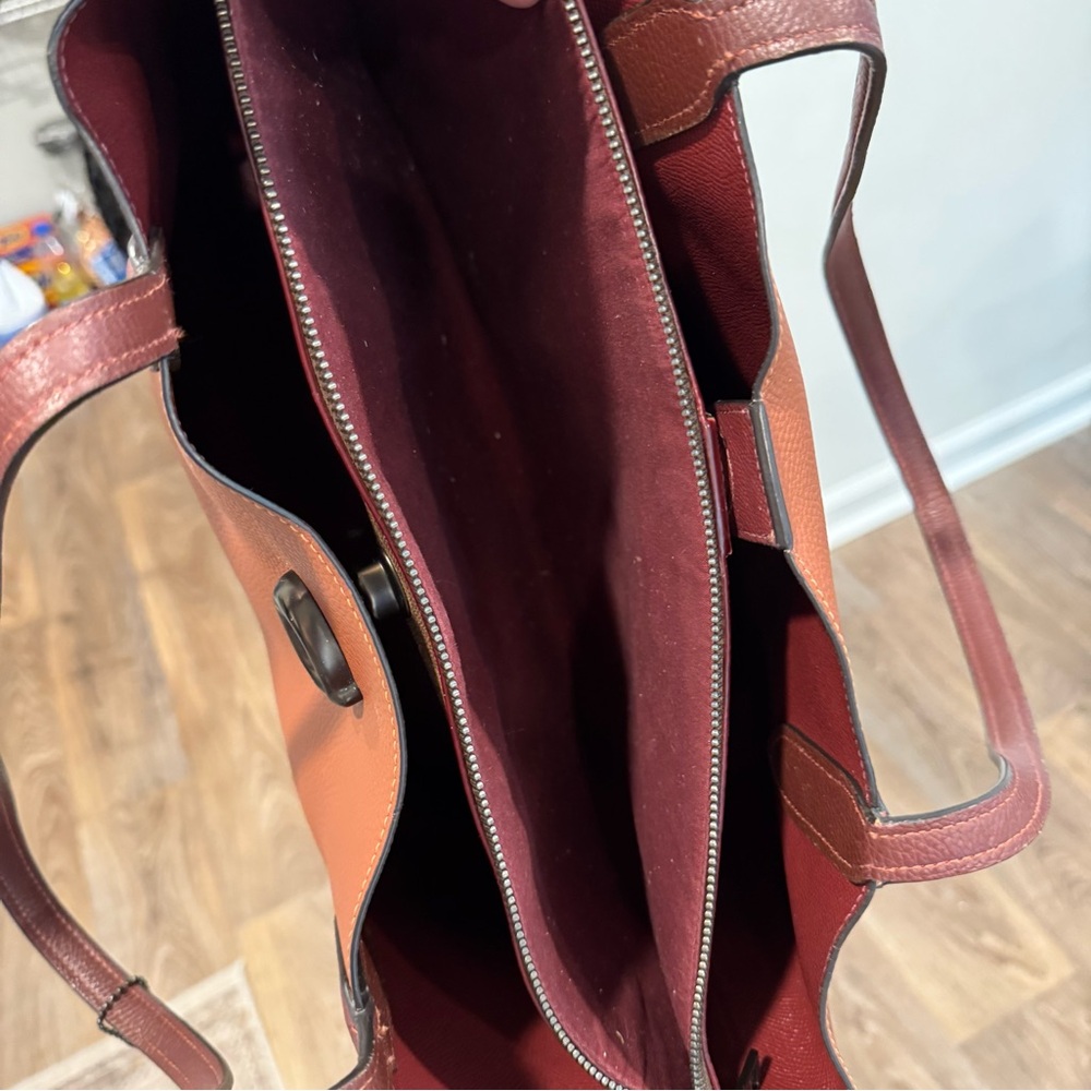 ❤️Coach Willow C0692 Colorblock Polished Pebble Leather Saddle/Gunmetal Tote - Picture 11 of 13